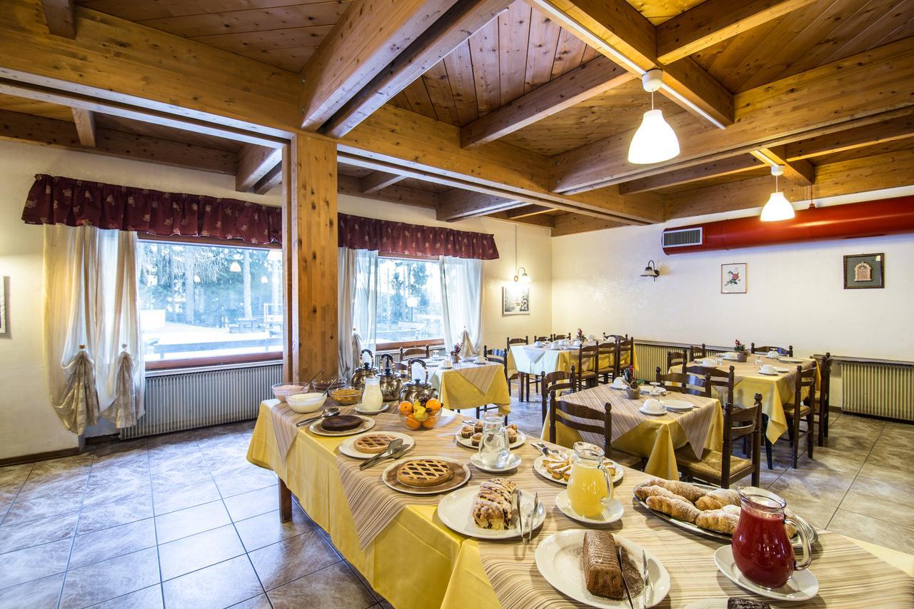 Royal Hotel Paolino Cavareno Extérieur photo